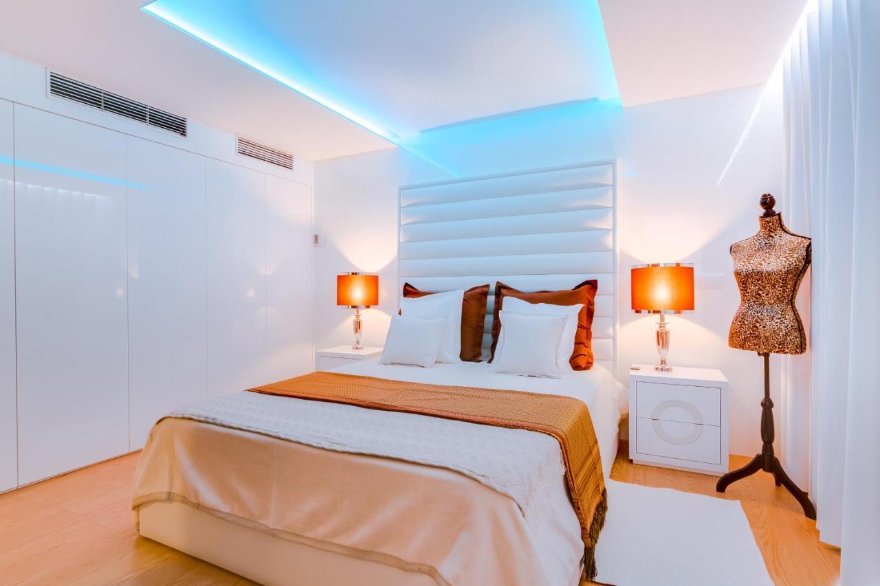 Gold Suites - Luxurious Apartment - Sea View Виламура Экстерьер фото