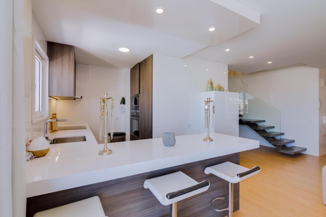 Gold Suites - Luxurious Apartment - Sea View Виламура Экстерьер фото