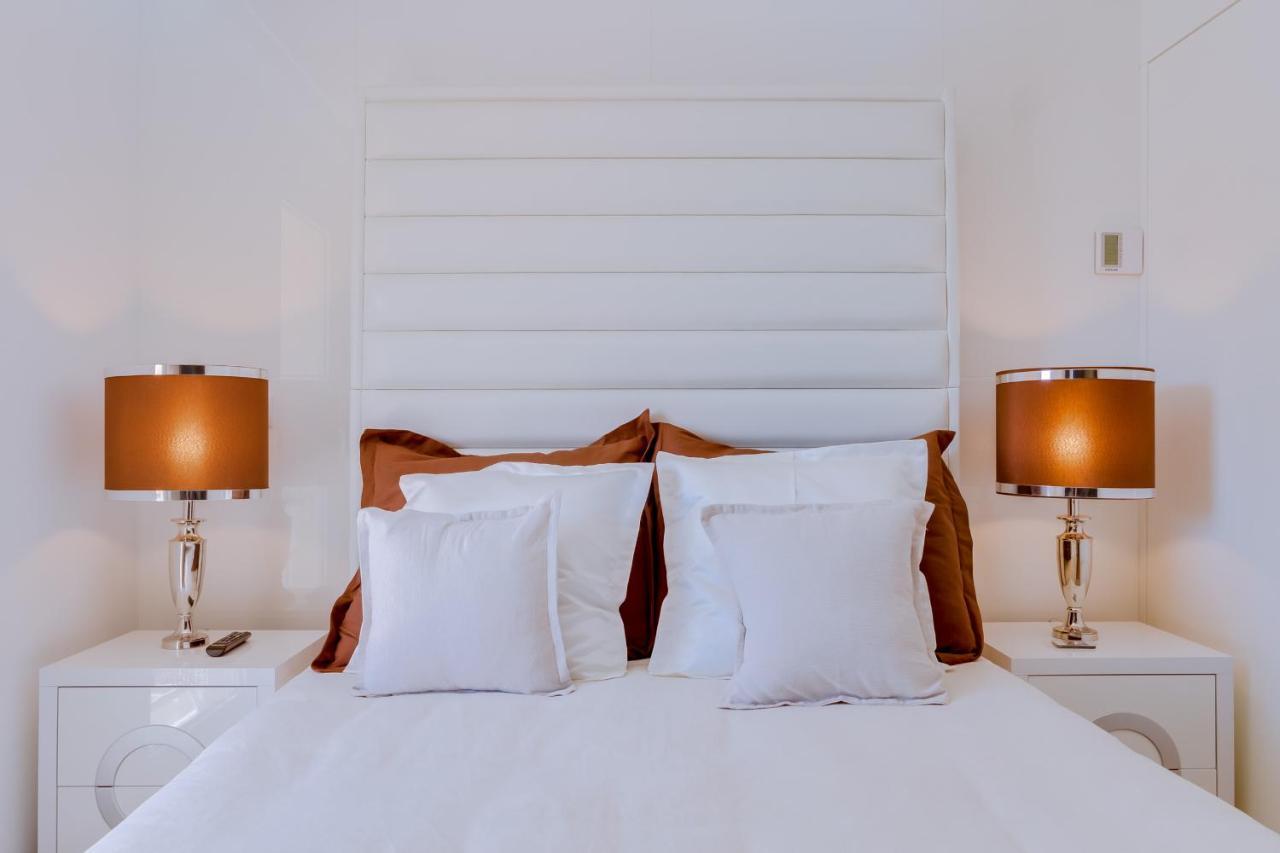 Gold Suites - Luxurious Apartment - Sea View Виламура Экстерьер фото